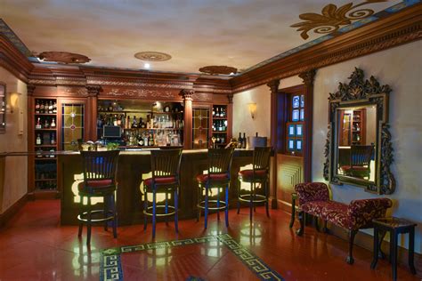 versace mansion bar